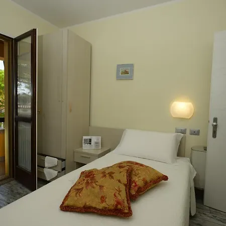 Real Bb Balsamico 3* Bastiglia